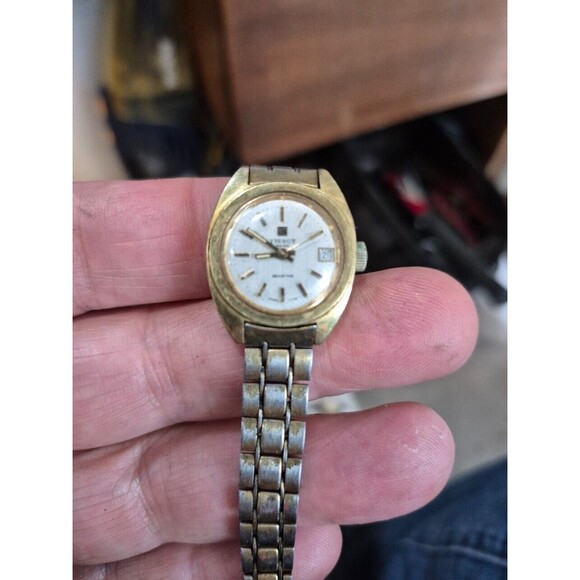 Vintage Tissot Seastar Women\'s Watch Winding Movement Fully Functional. main image 2